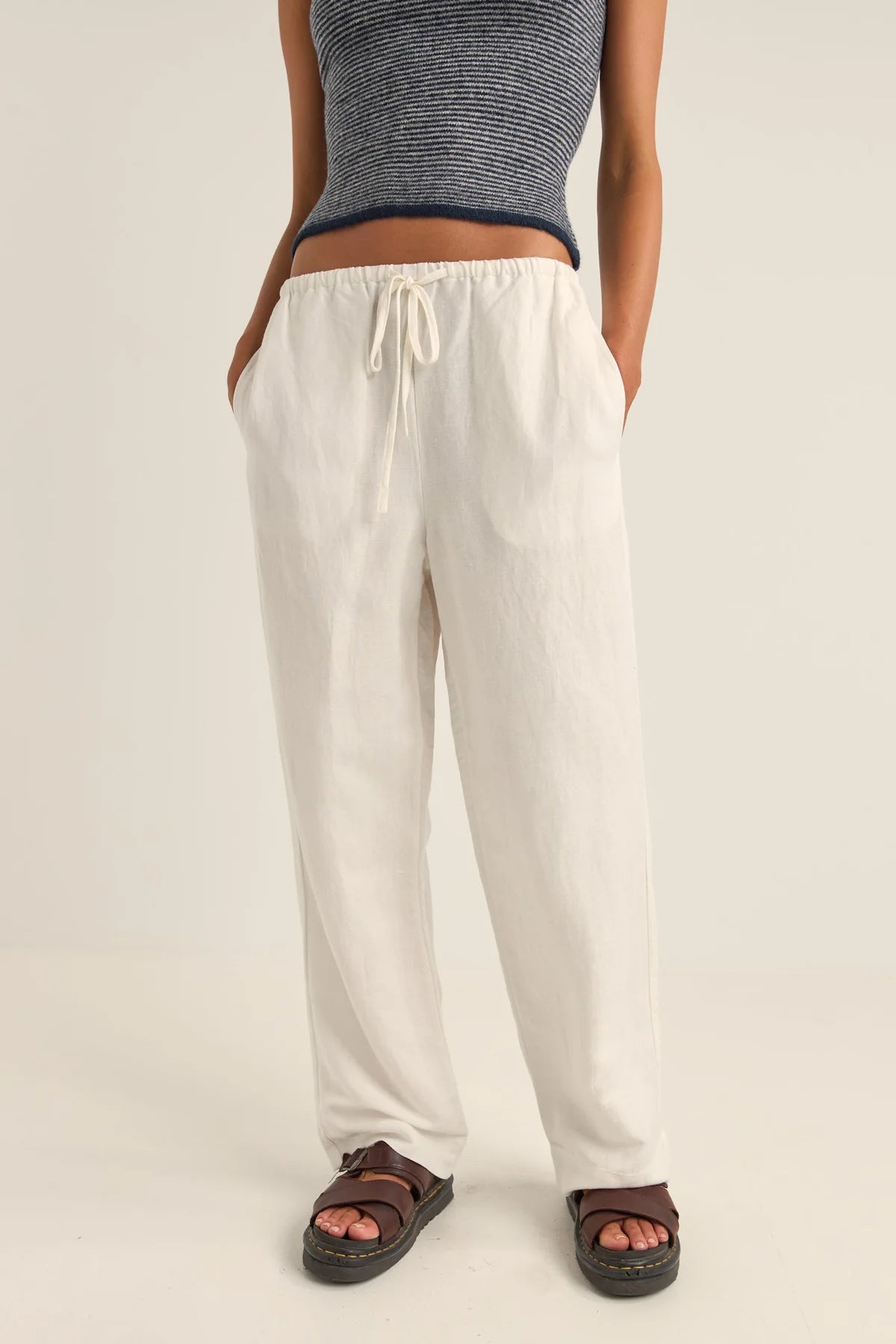 Frankie Elastic Pant in White