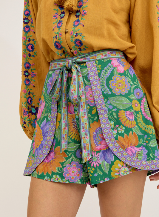 Zoe Shorts in Enchantment