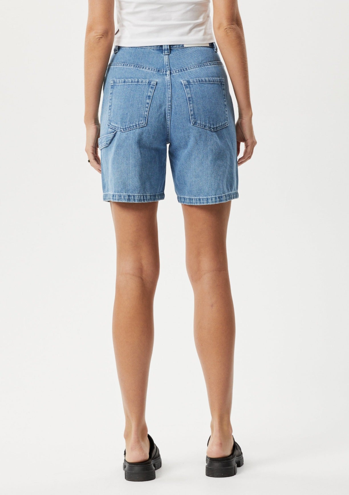 Emilie Hemp Denim Workwear Short in Worn Blue