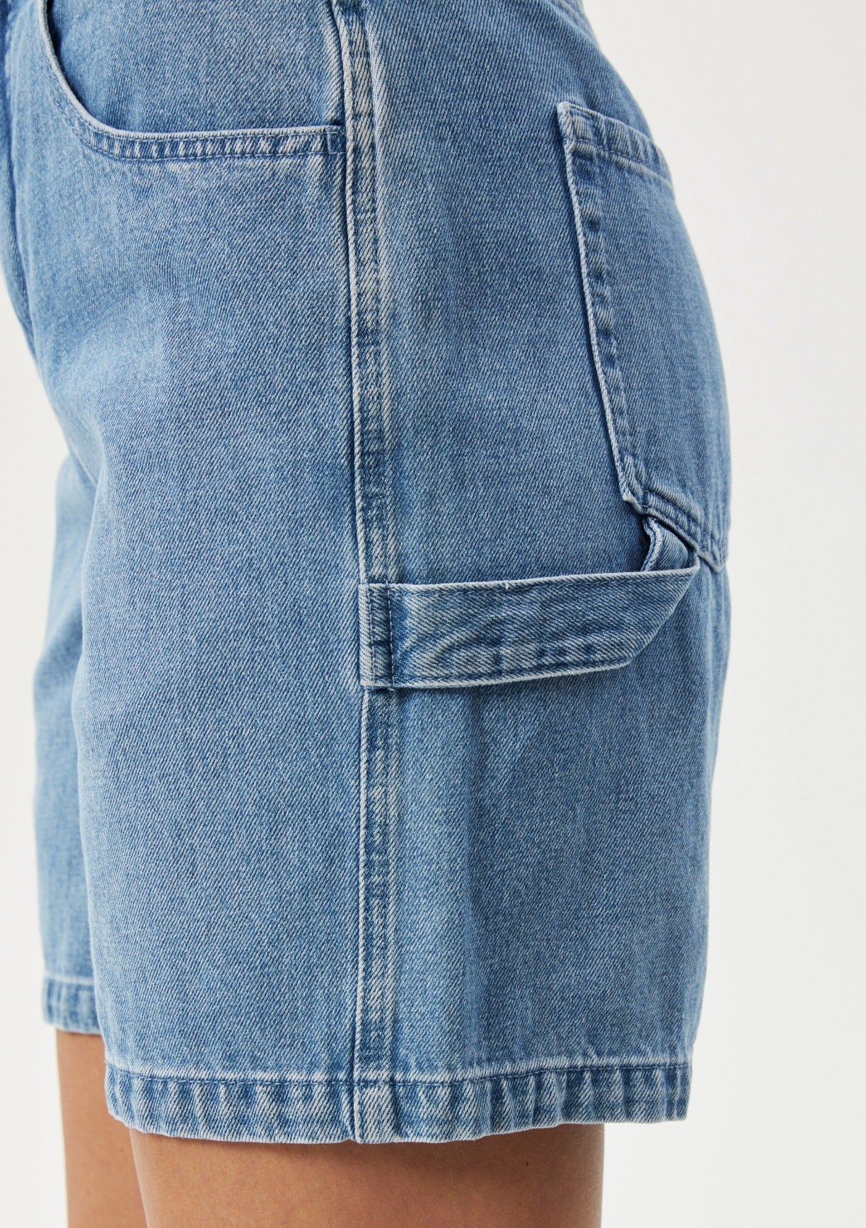 Emilie Hemp Denim Workwear Short in Worn Blue