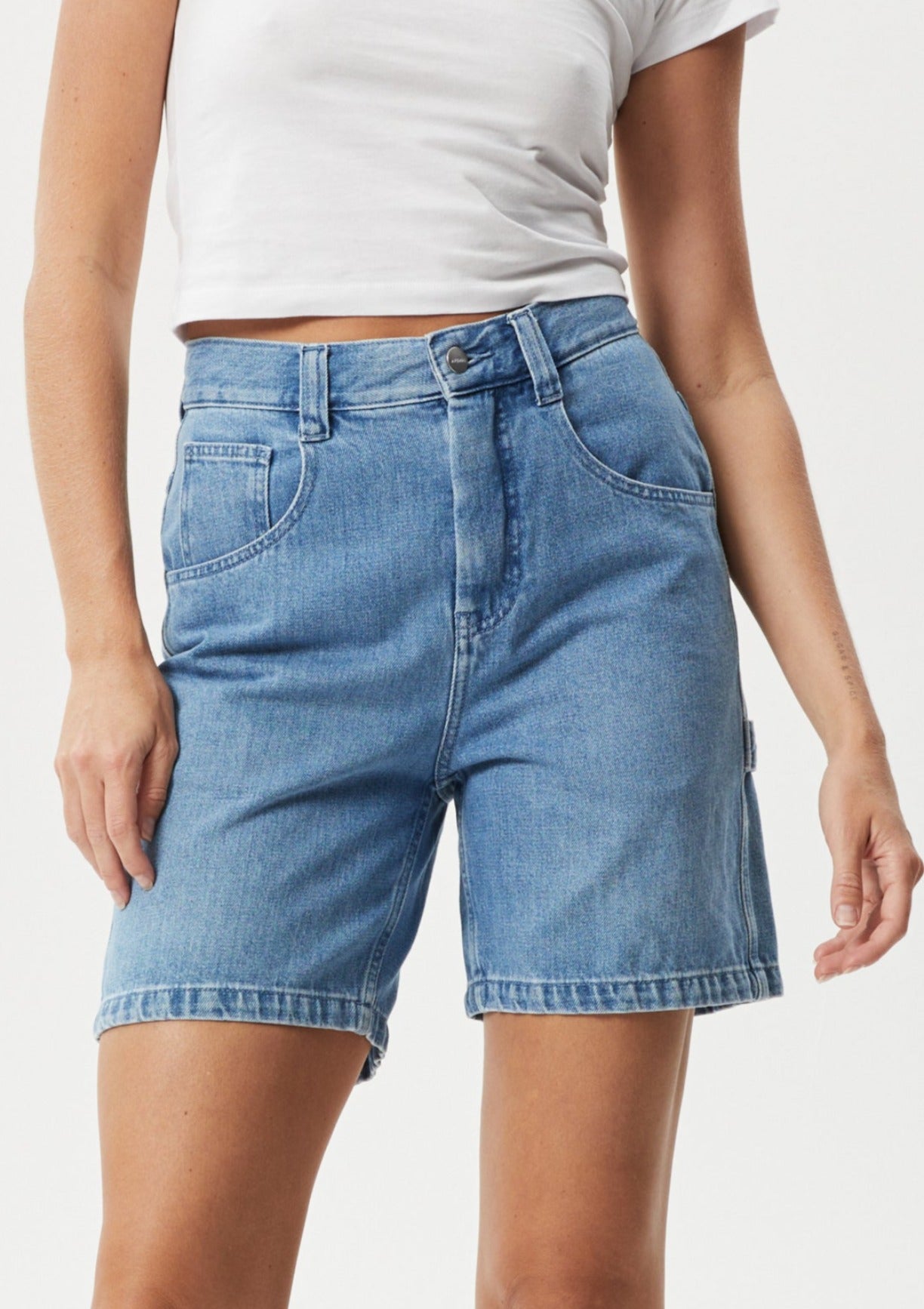 Emilie Hemp Denim Workwear Short in Worn Blue